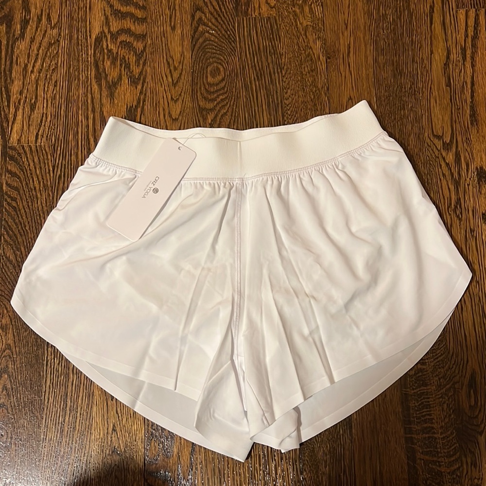 CRZ yoga dolphin lined shorts